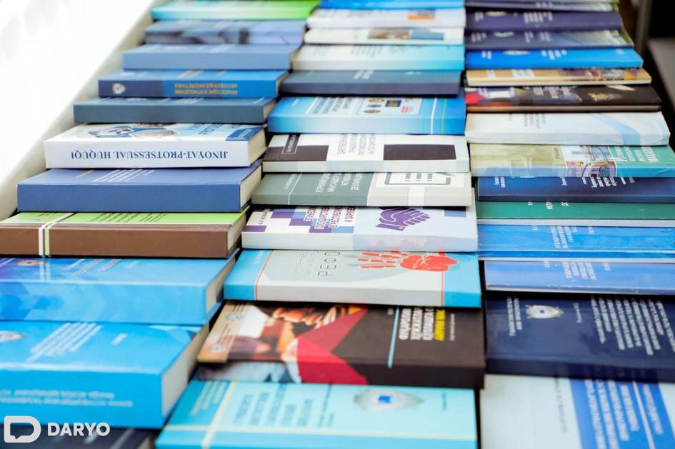 Ўзбекистонда истеъдодли ёзувчиларга буюртма берилиб, бир йил давомида ҳар ой 20 млн сўмдан ҳақ тўланади